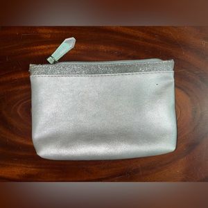 IPSY makeup/skincare pouch